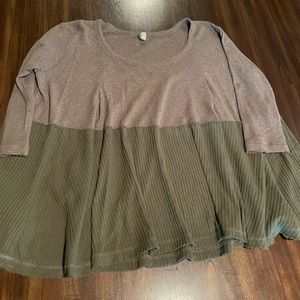 Free people green color block loose t shirt size medium